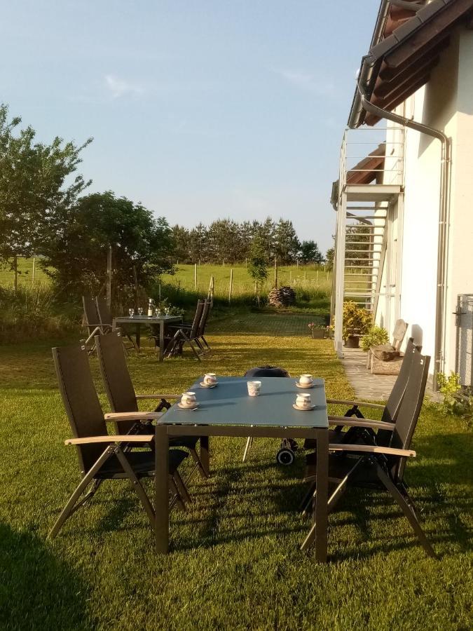 Apartmany Kohoutek A Slepicka V Novohradskych Horach Nové Hrady Zewnętrze zdjęcie