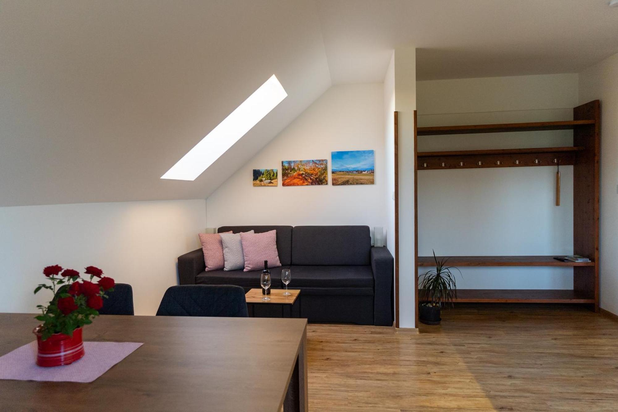 Apartmany Kohoutek A Slepicka V Novohradskych Horach Nové Hrady Zewnętrze zdjęcie